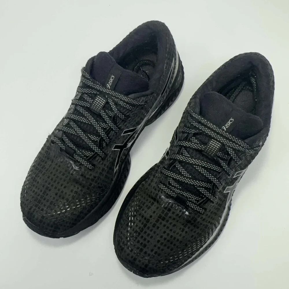 Asics **good any